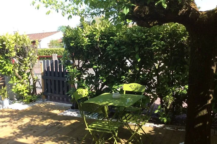 Maison de vacances pour 2 personnes, avec terrasse et jardin - 1
