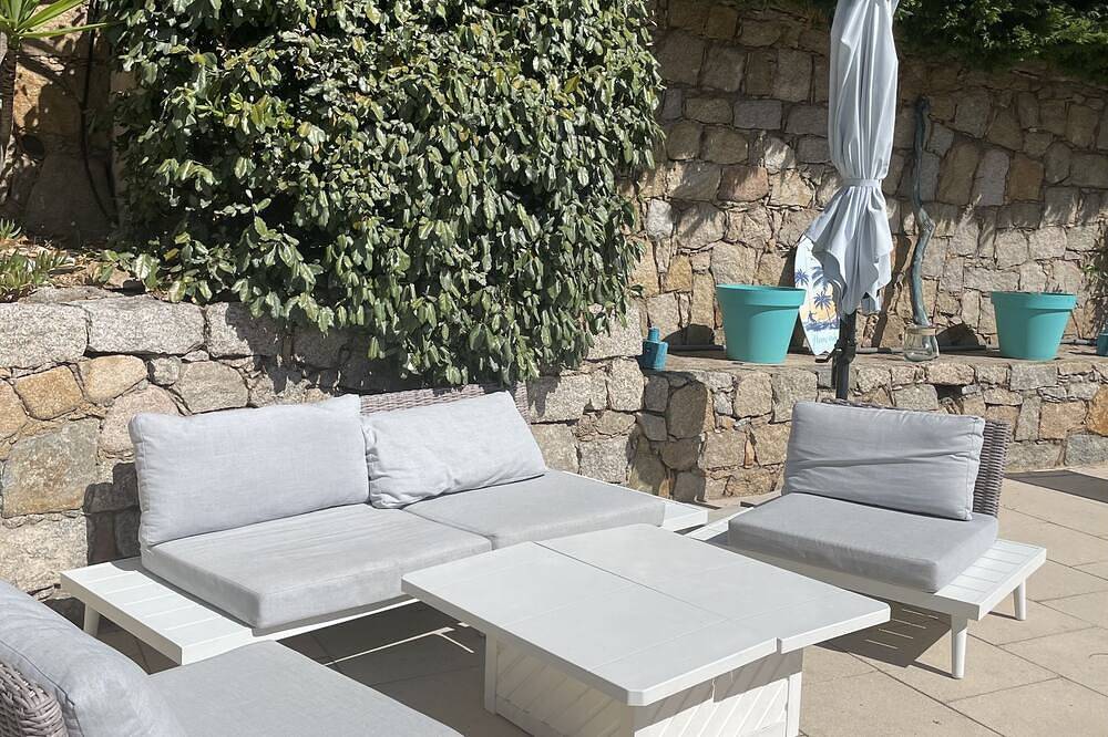 10-person villa with private heated pool and sea view in Sagone, Vico