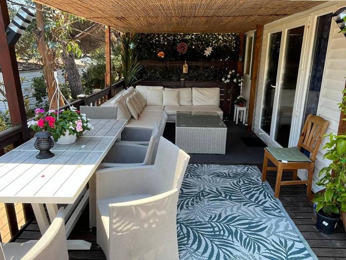 Camping für 5 Personen, mit Balkon und Terrasse sowie Garten und Pool in Ramatuelle