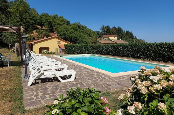 Ferienhaus für 8 Personen, mit Terrasse und Garten in Arcidosso
