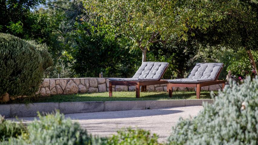 Villa für 6 Personen, mit Garten und Whirlpool sowie Terrasse auf Rab - 4