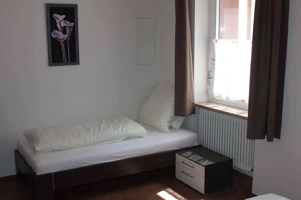 Ganze Wohnung, Tt Ferienwohnung Eg beim Europa-Park Rust - Thai Tawan Apartments beim Europa in Europa-Park, Rheinhausen