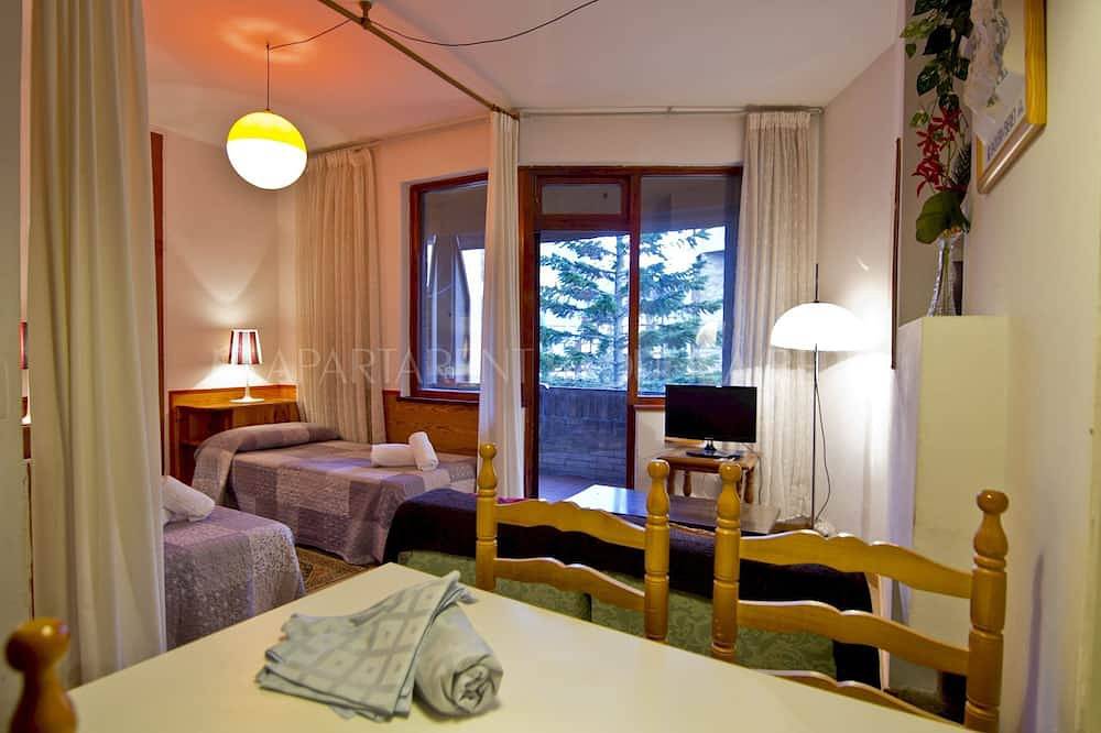 Entire apartment, Debutants - Edificio Mauberme in Baqueira, Naut Aran