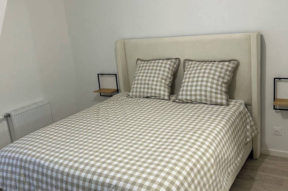 Entire apartment, Cosy apartment with balcony near Paris in Le Blanc-Mesnil, Seine-Saint-Denis