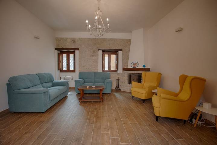 Appartement entier, Appartement de vacances pour 3 personnes avec balcon/terrasse in Erice, Province de Trapani