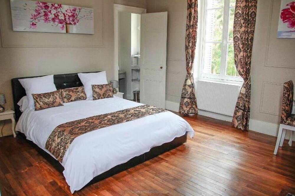 Chambre D'hotes 4 Personnes - Petit dej Inclus in Buxerolles, Vienne