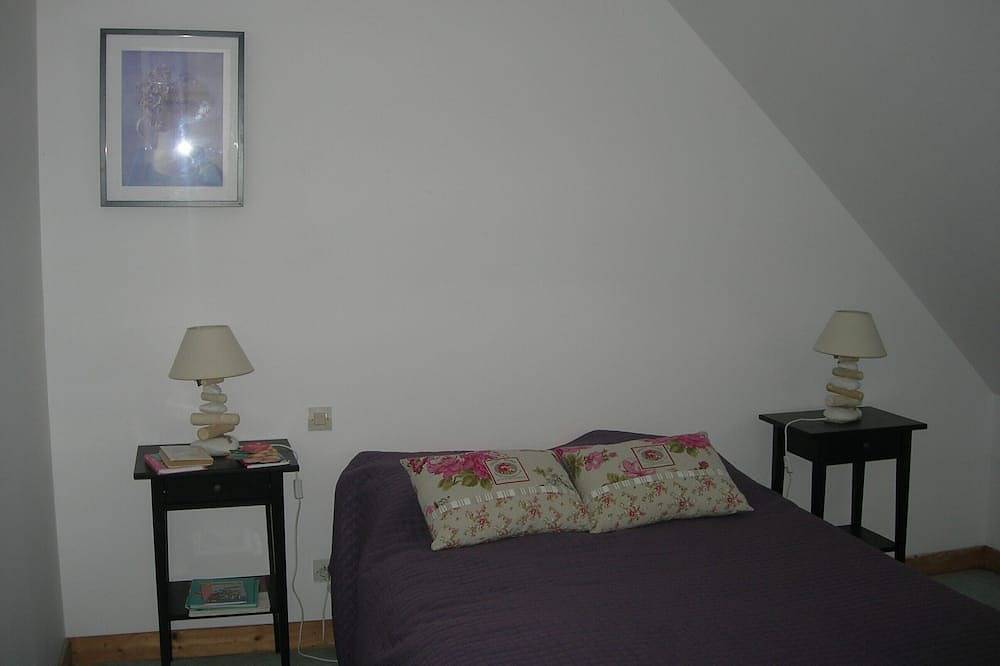 50m vom Strand entfernt, altes Fischerhaus komplett renoviert. in Île-Grande, Pleumeur-Bodou