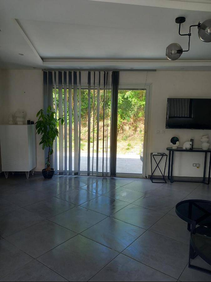 Location de vacances pour 8 personnes, avec jardin à Couëron - 3