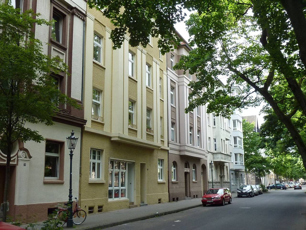 Ganze Ferienwohnung, Lessing-Apartment in Oberbilk, Düsseldorf