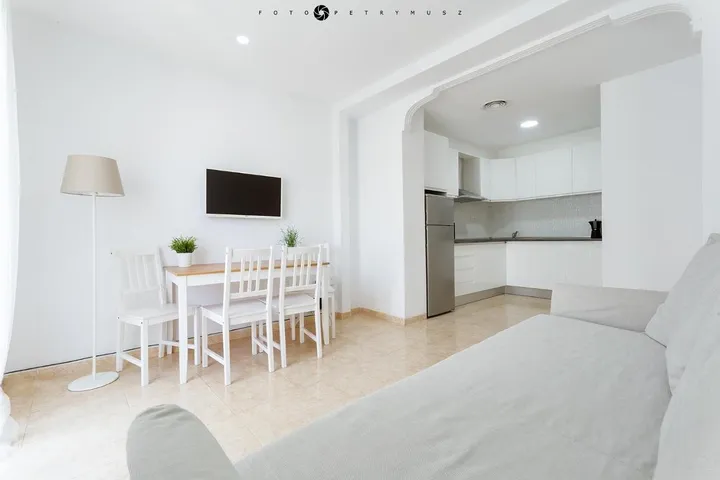 Apartamento de vacaciones para 5 personas, con balcón y vistas - 1