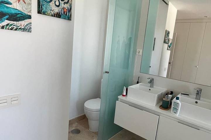 Ganze Wohnung, Wunderschönes Penthouse mit Dachterrasse  Meer-und Bergblick in Val de Guadalmina, Benahavís