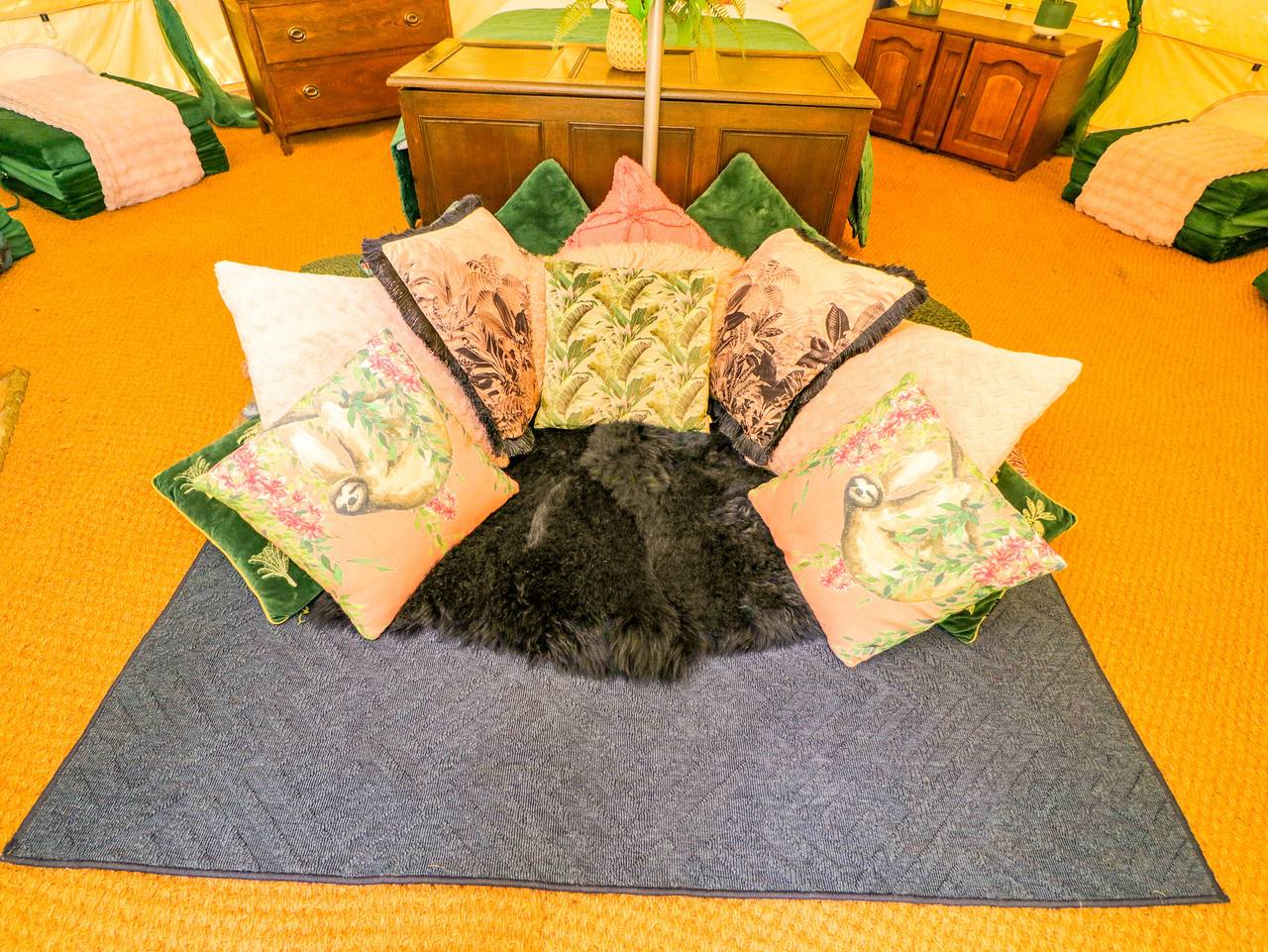 Jungle Bell Tent in Hampshire