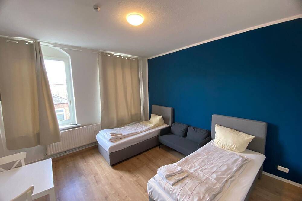 Kieler Straße 73 W1 - 3 Schlafzimmer mit 2 Bädern in Neumünster, Schleswig-Holstein Binnenland