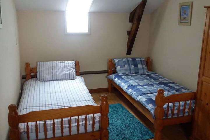 Location de vacances pour 8 personnes, avec Jardin et Piscine à Saint-Connec - 2