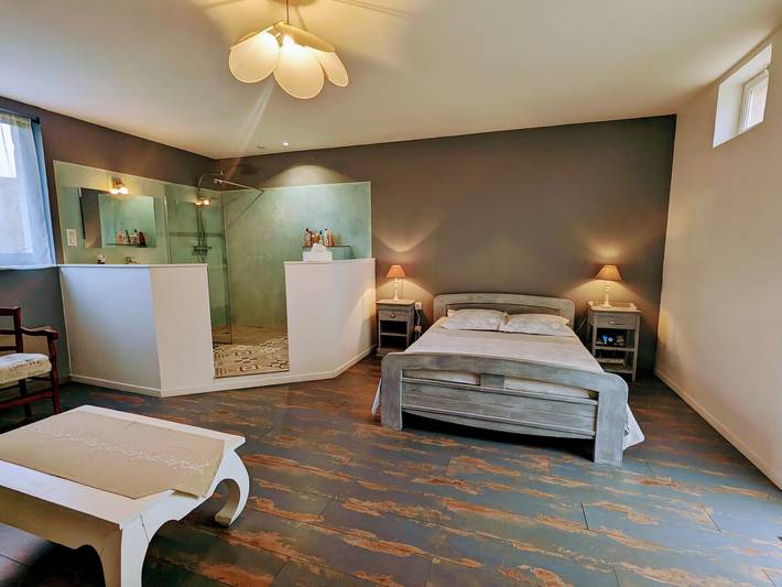**Charmantes Landhaus in Berry - 10 min zum Parc de la Haute-Touche, 4 Betten, Spa-Verfügbarkeit** in Cléré-du-Bois, Châteauroux und Umgebung