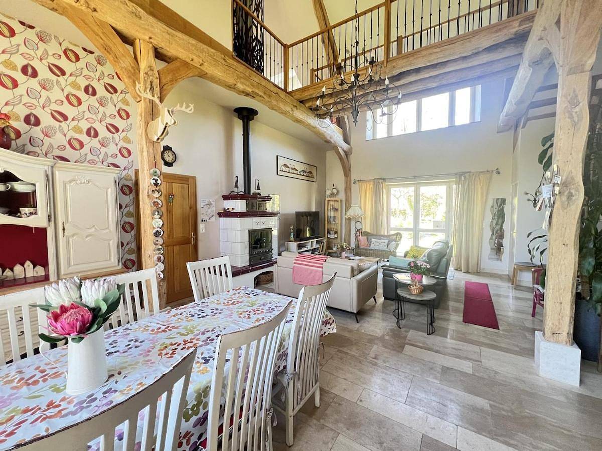 Superior Villa in Paisy-Cosdon, Aube