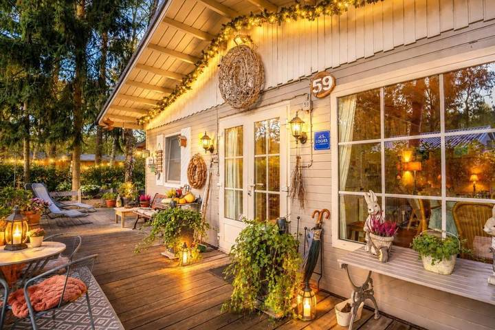 Vakantiewoning voor 5 personen, with Balkon and Terras as well as Tuin and Zwembad in Zutendaal