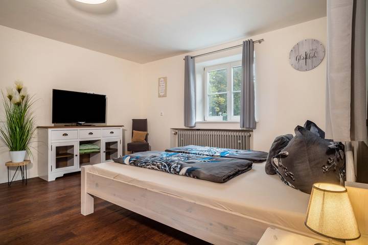 Ferienwohnung für 5 Personen, mit Garten und Balkon, mit Haustier in Ravensburg