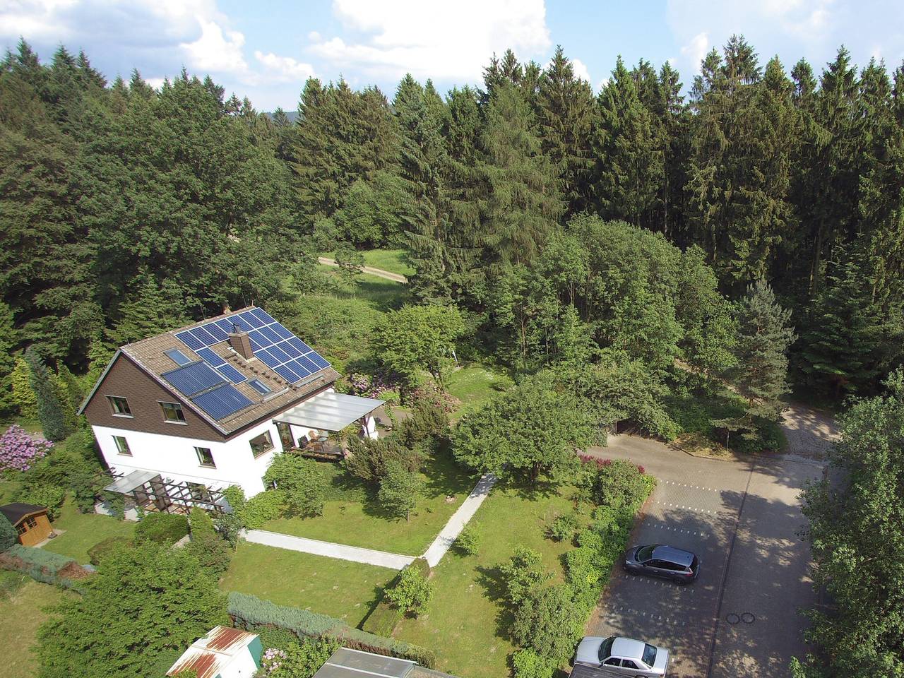 Ganze Wohnung, Ferienwohnung Fernblick 1, 50qm' mit Terrasse, gemeinsamem Garten, Hunde willkommen und Wi-Fi in Bad Grund, Harzvorland