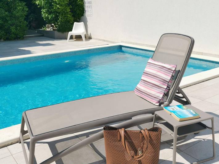 Hütte für 4 Personen, mit Garten und Terrasse in Kroatien - 2