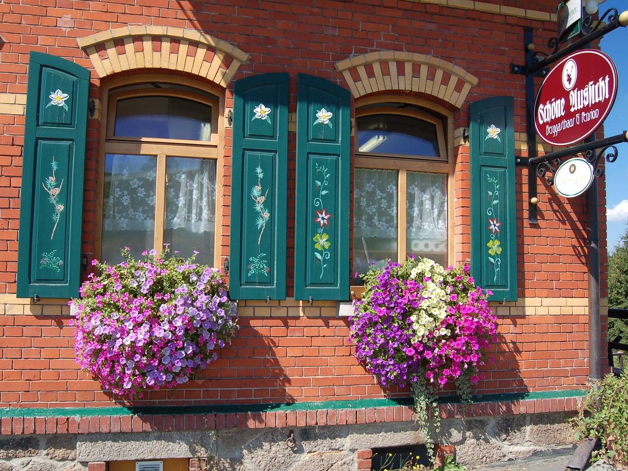 Berggasthaus & Pension Schöne Aussicht - Zimmer 4 in Klingenthal, Chemnitz und Umgebung