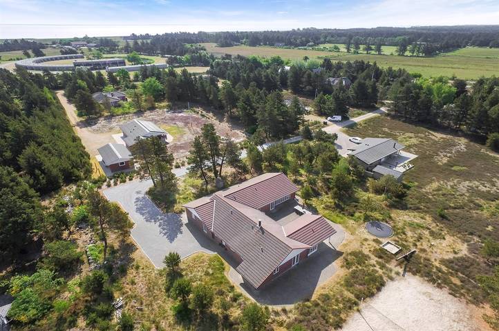 Ferienhaus für 12 Personen, mit Terrasse und Sauna sowie Whirlpool auf Rømø