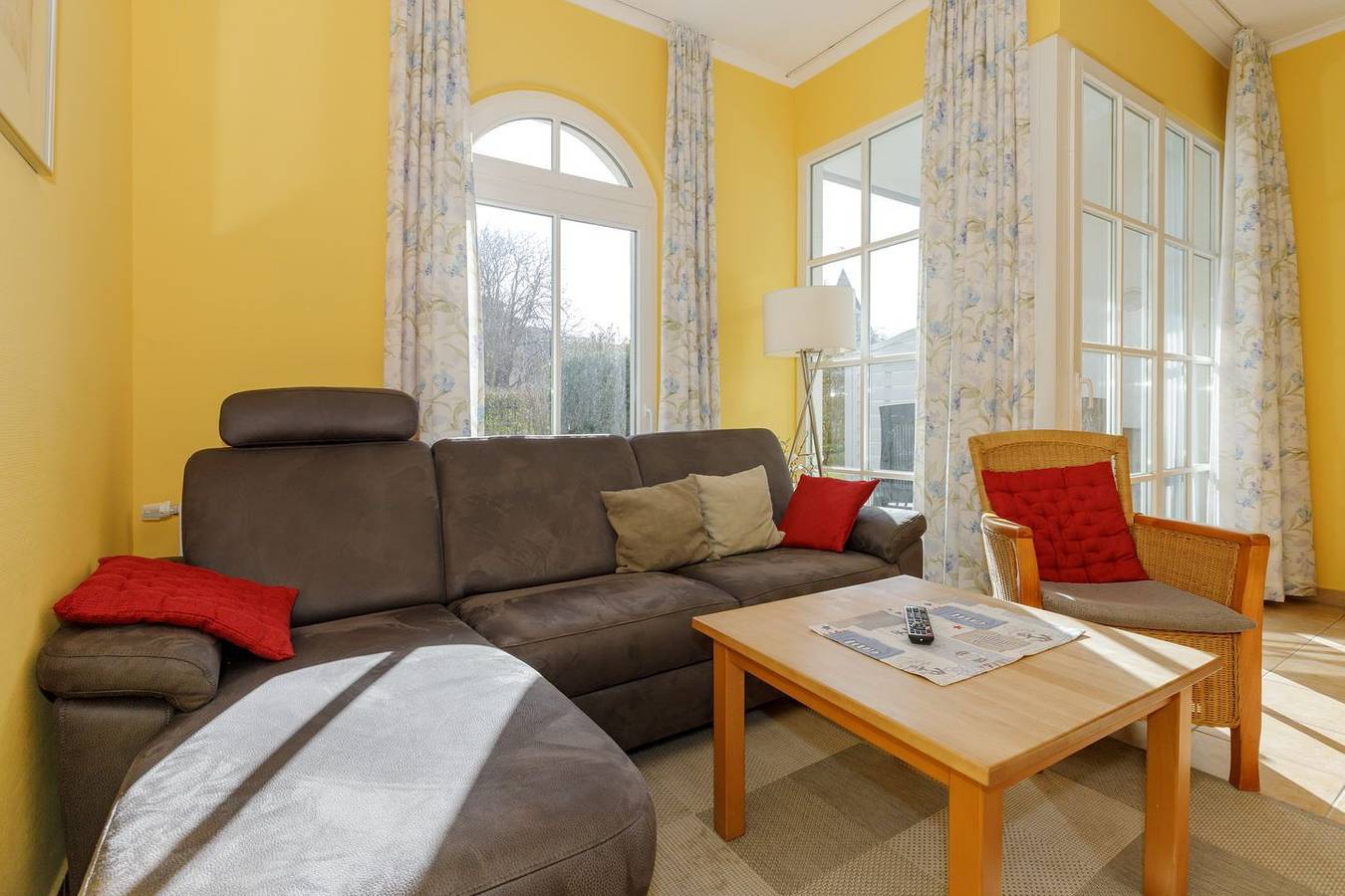 Ganze Wohnung, Hübsches Ferienapartment mit sonniger Terrasse, direkt an der Ostsee gelegen! in Ostseebad Kühlungsborn, Kühlungsborn