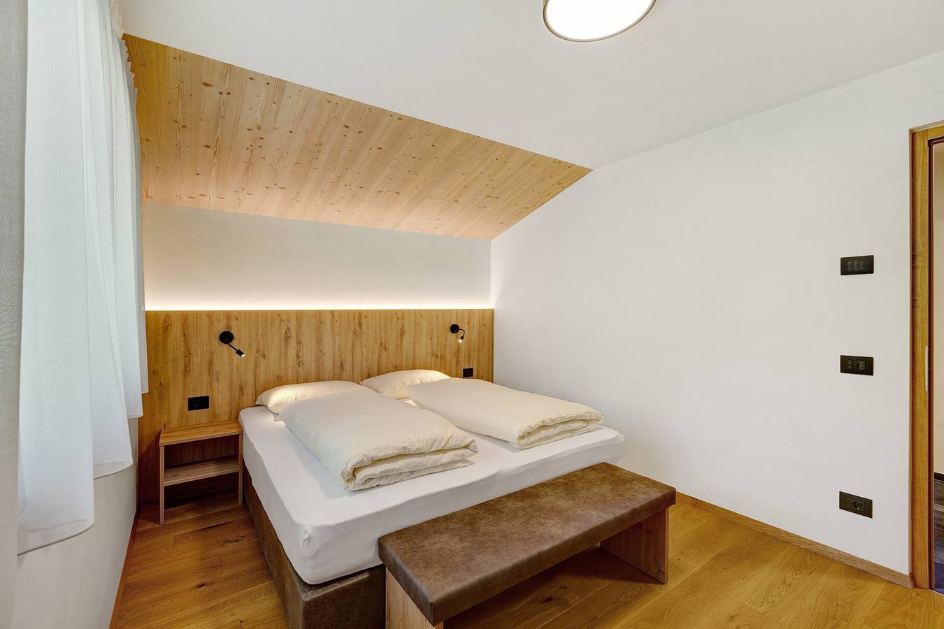 Ganze Wohnung, Ferienwohnung 'Lü Da Plazores Codà' mit Bergblick, Gemeinschaftsgarten und Wi-Fi in Pieve di Marebbe, Enneberg