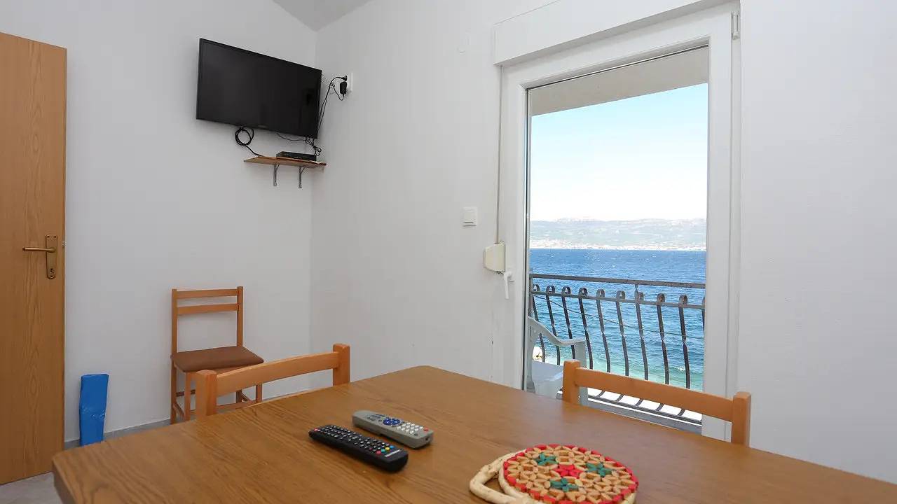 Cały apartament wypoczynkowy, Apartament wakacyjny dla 5 osób in Slatine, Čiovo