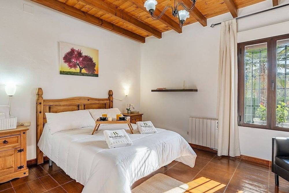 Iratxe Montefrío by Ruralidays in Montefrío, Provincia de Granada