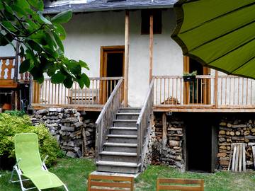 Gîte pour 6 personnes, avec jardin, animaux acceptés à Siguer