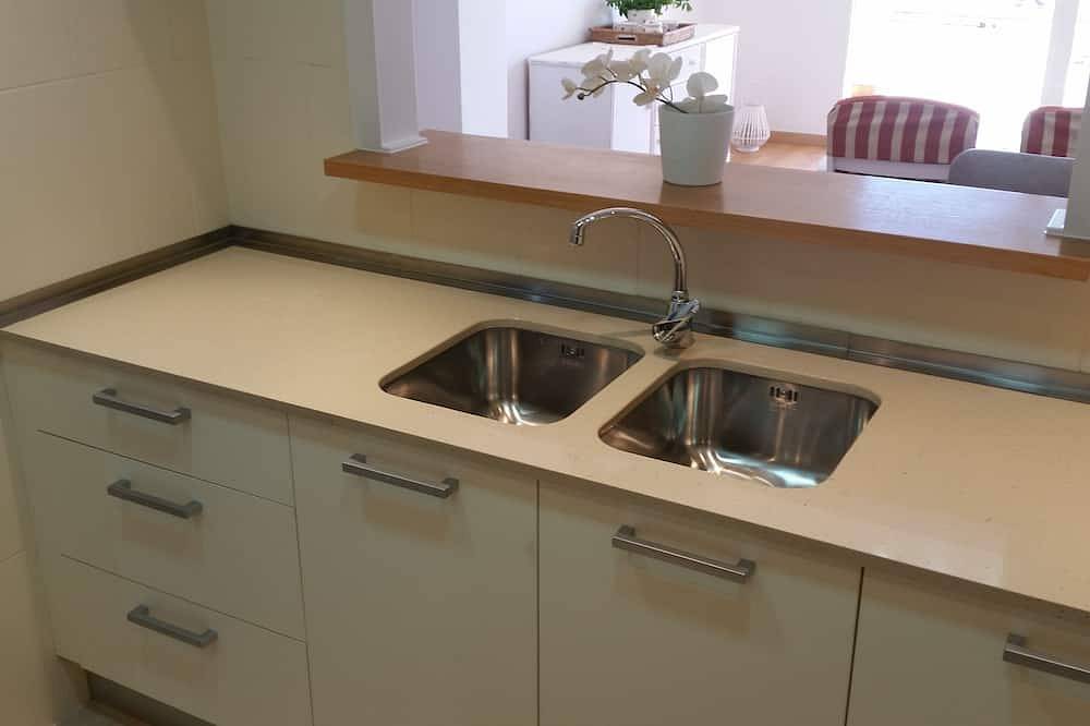 Entire apartment, Spacious And Comfortable Apartment Near The Beach in Sant Antoni de Calonge, Calonge