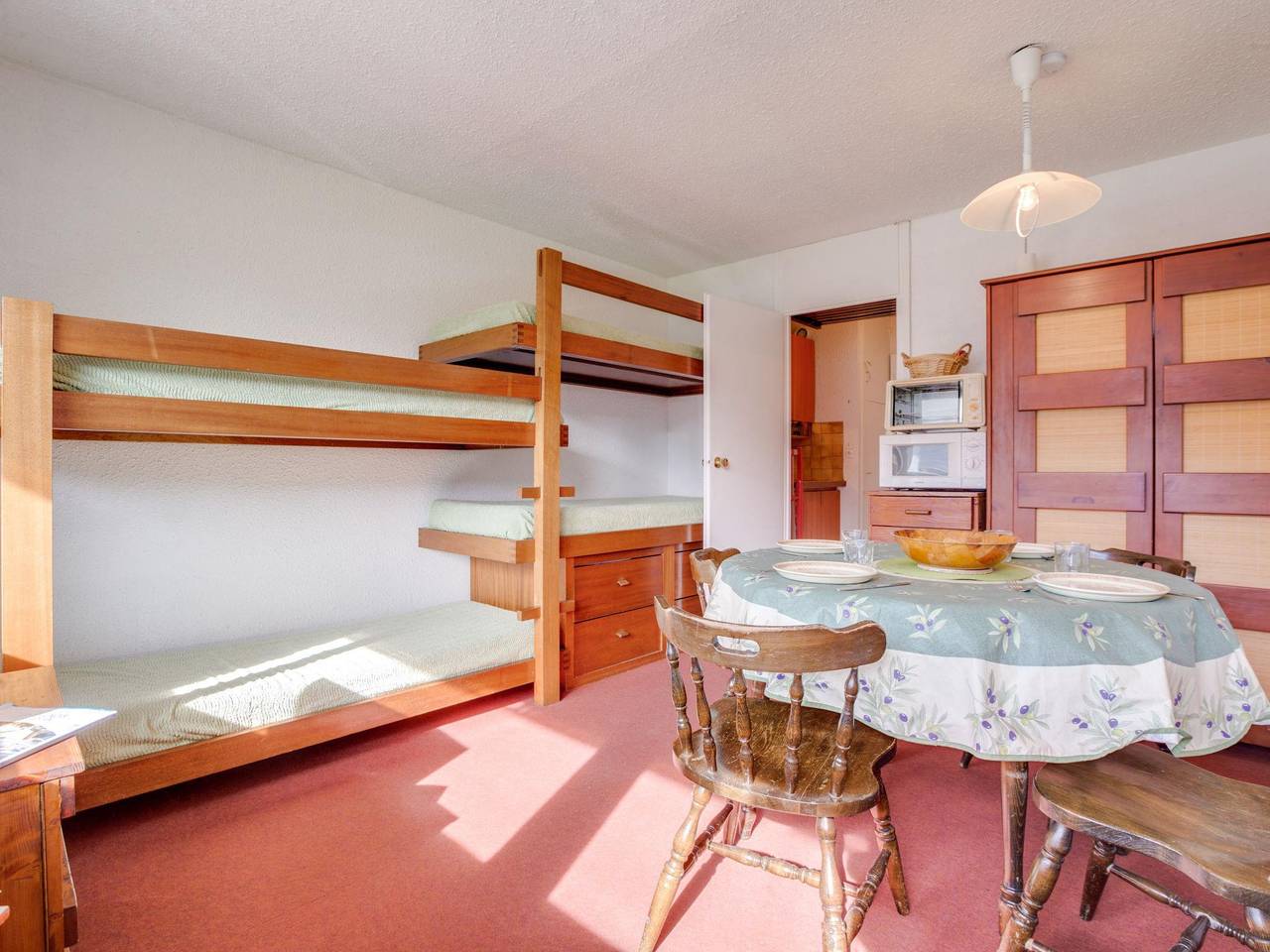 Appartement entier, Aravis - Appartement 1 pièces 4 personnes (5) in Les Menuires, Saint-Martin-de-Belleville