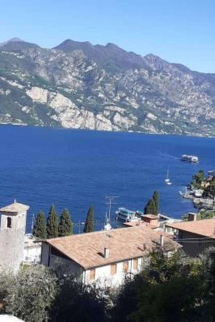 Gîte pour 2 personnes, avec Terrasse ainsi que Jardin et Piscine à Malcesine - 4