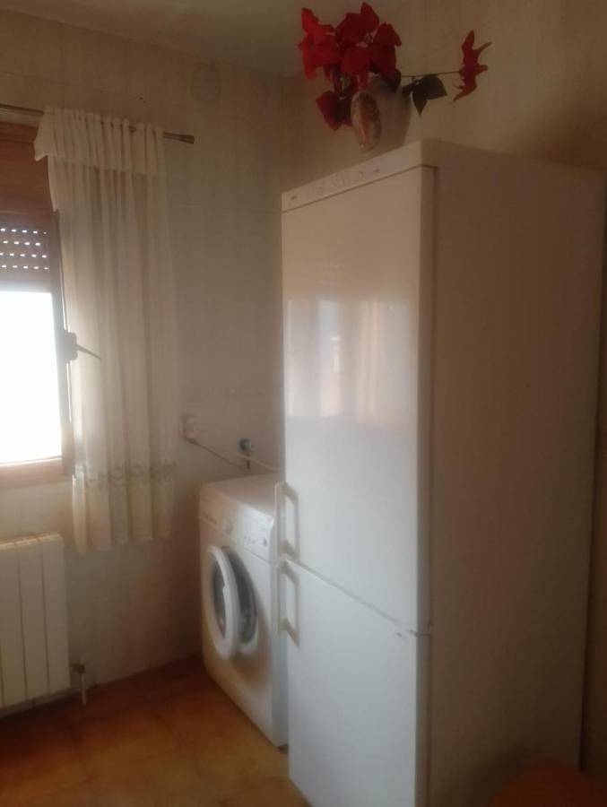 Casa rural para 6 personas, con vistas y terraza, Se admiten mascotas en Beteta - 2