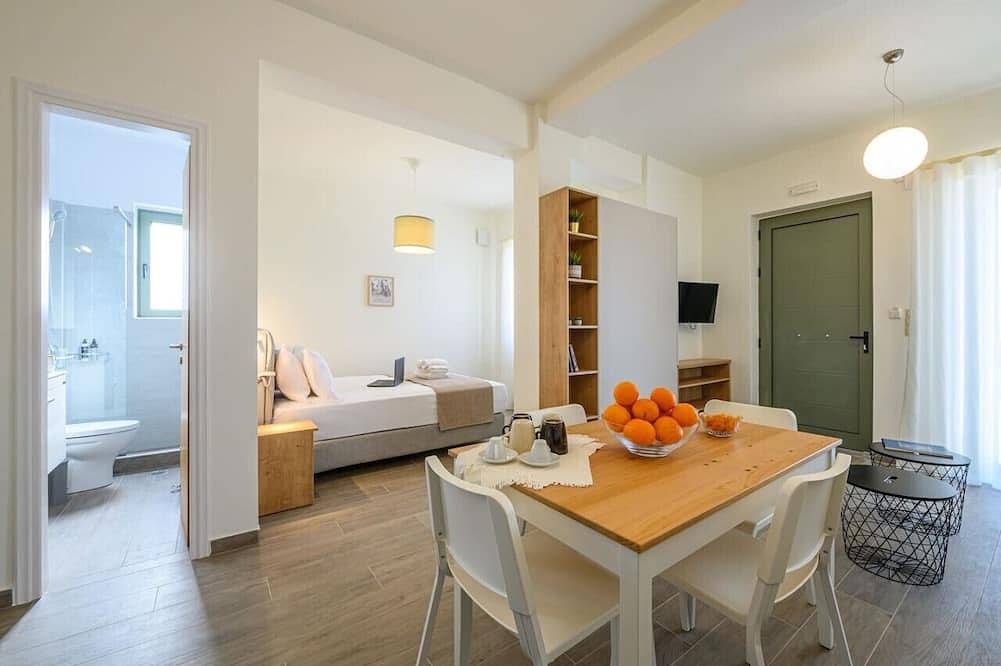 Ganze Wohnung, Ipso Kardamyli Lithos in Kardamyli, Messenien