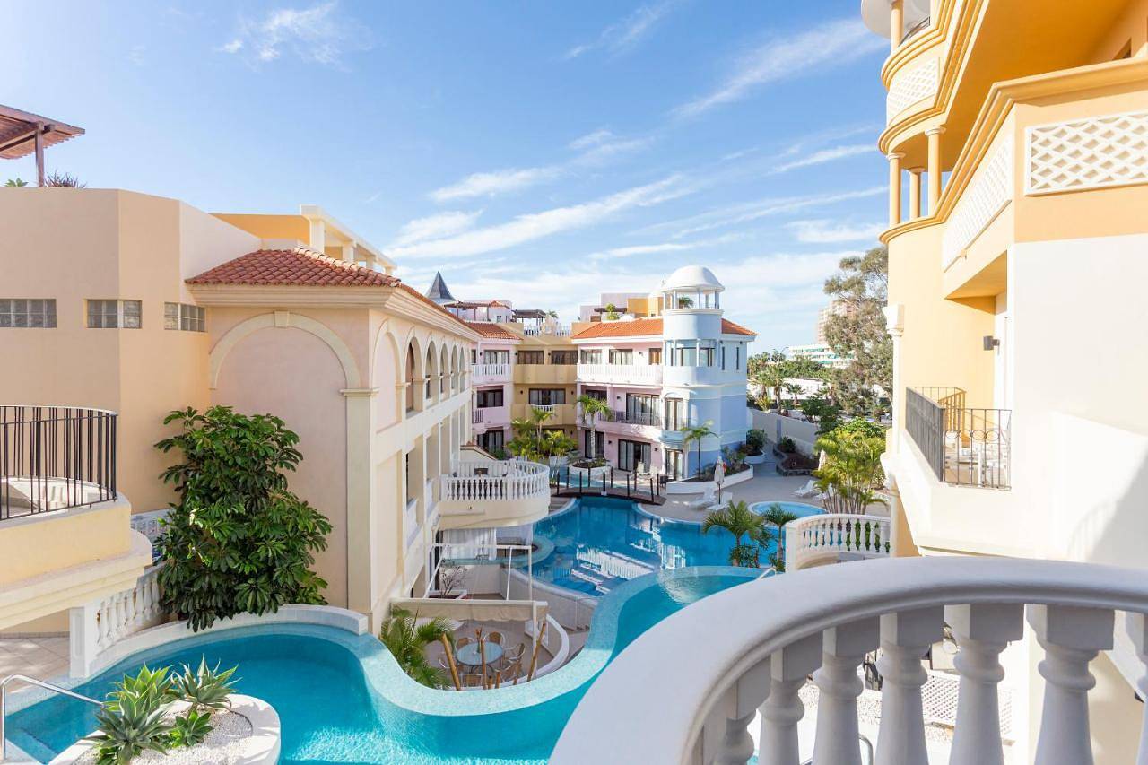 Atlas Suites Tenerife by Enjoyahome in Los Cristianos, Arona