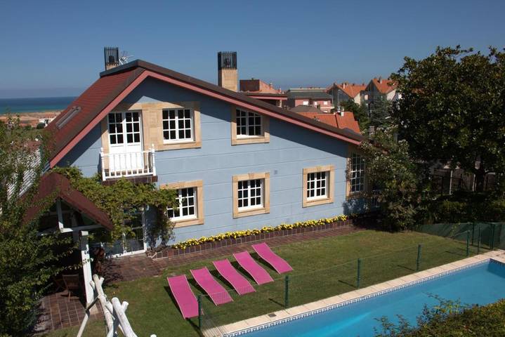 Apartamento para 11 personas, con Balcón y Terraza además de Jardín y Piscina en Dunas de Liencres