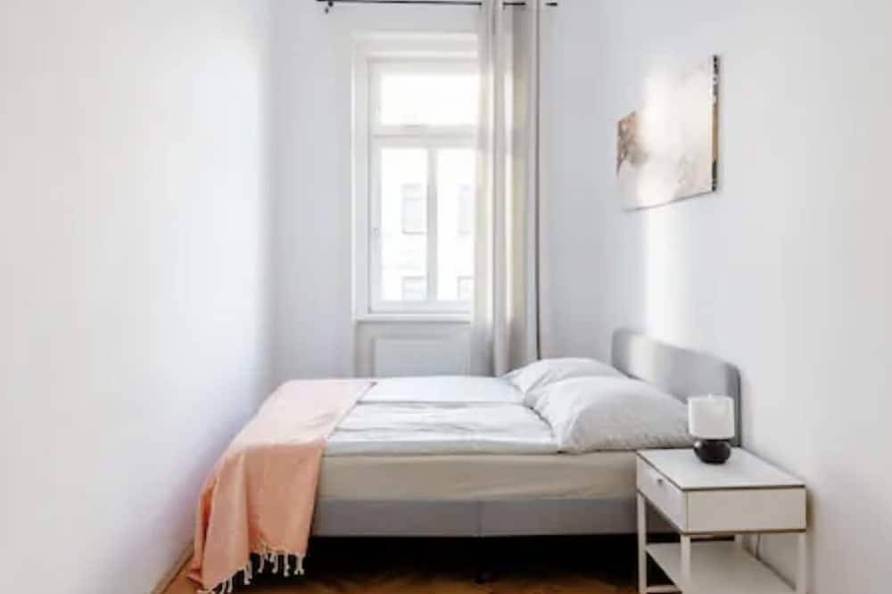 Ganze Wohnung, A family apartment close to Schönbrunn Castle in Wien, Donau Niederösterreich