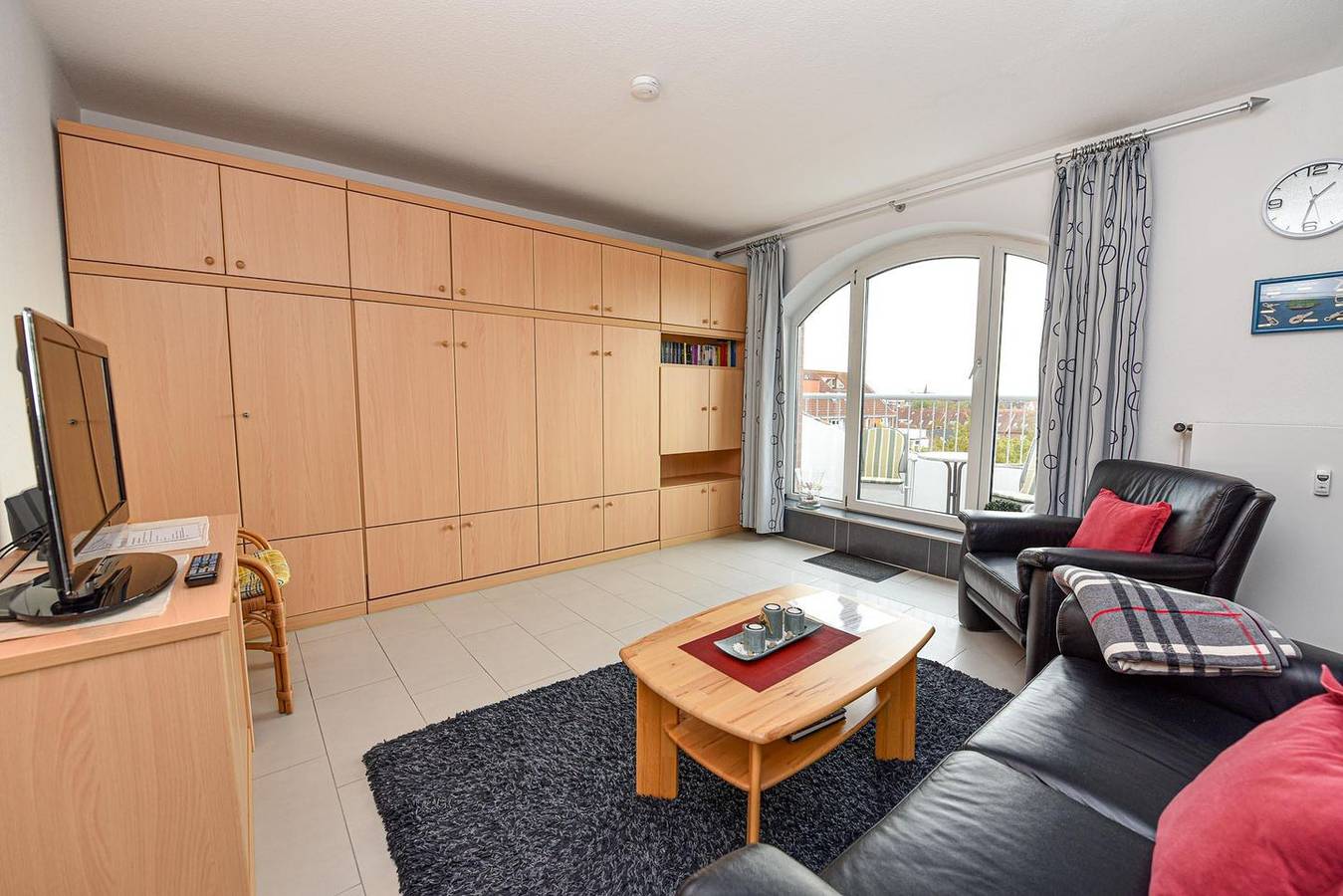 Entire apartment, 1 Zimmer Ferienappartement zur Sonnenseite im 4.Og im Haus Deichgraf in Döse, Cuxhaven