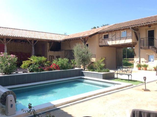 Appartement de vacances pour 3 personnes, avec jardin ainsi que piscine et vue