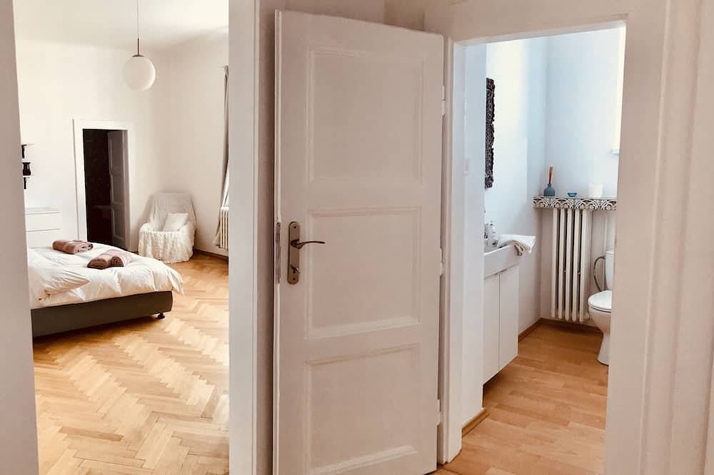 Ganze Wohnung, Herz von Bratislava - ruhige, helle, neu renovierte Wohnung in Bratislava, Bratislava und Umgebung
