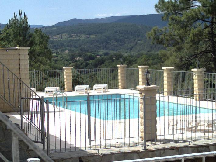 Gîte pour 6 personnes, avec piscine à Les Vans - 2