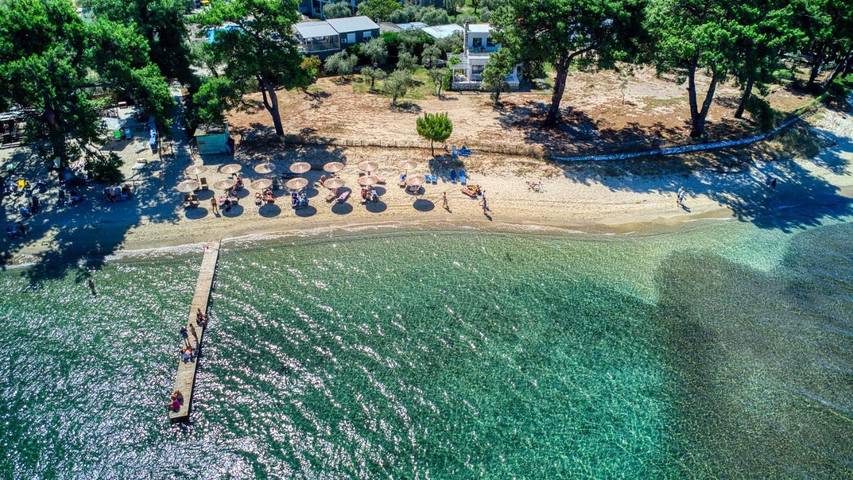 Villa für 14 Personen, mit Balkon und Terrasse sowie Garten und Pool auf Thassos