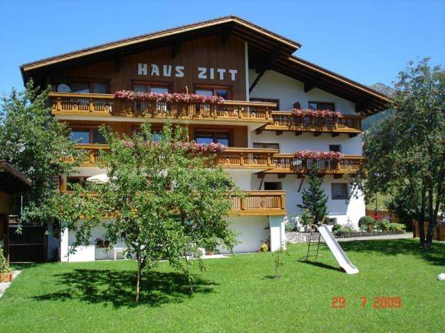 Ganze Wohnung, Haus Zitt in Grän, Allgäuer Alpen (Österreich)