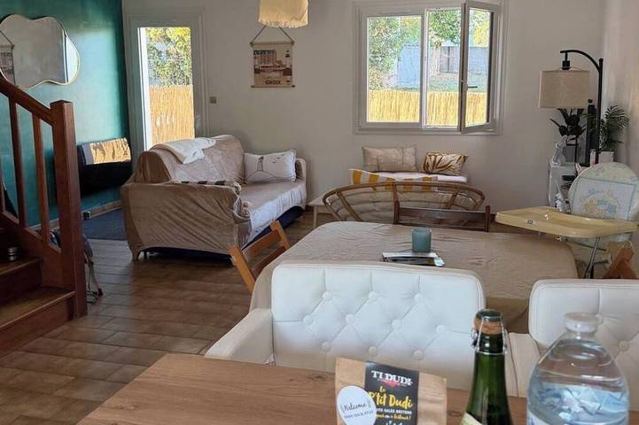 Location de vacances pour 7 personnes, avec Jacuzzi ainsi que Terrasse et Jardin dans Port Tudy