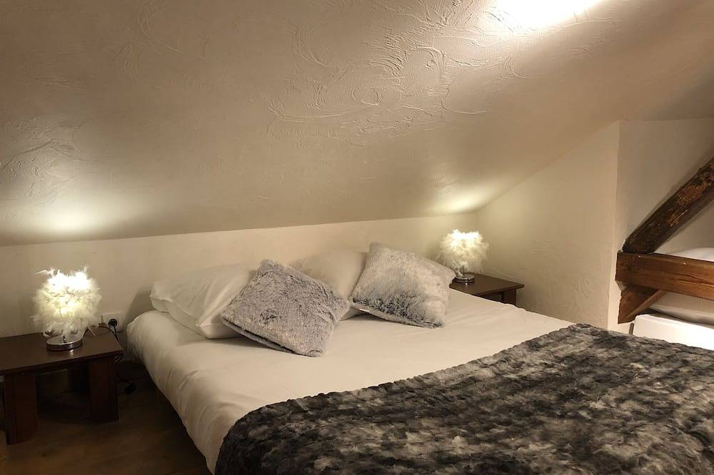 Acogedor Chalet Individual Con Jardín Para 4 Personas En Grand Massif in Verchaix, Region Bonneville