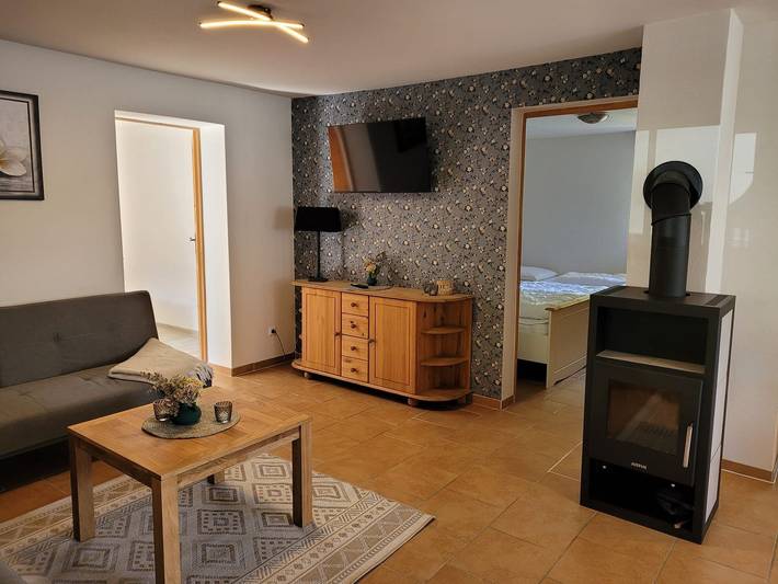 Ganze Wohnung, Großzügige Ferienwohnung mit Balkon, Terrasse und Nähe zum See in Vollrathsruhe in Vollrathsruhe, Mecklenburgische Seenplatte