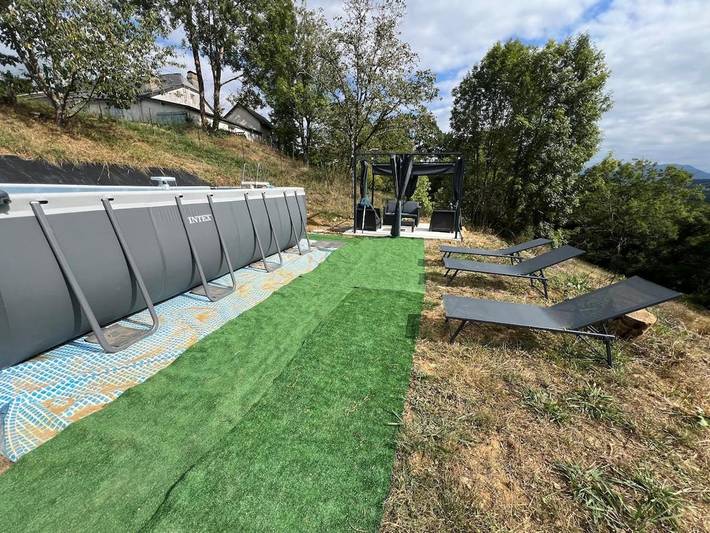 Gîte pour 6 personnes, avec terrasse et jardin ainsi que piscine et vue à Rontignon - 3