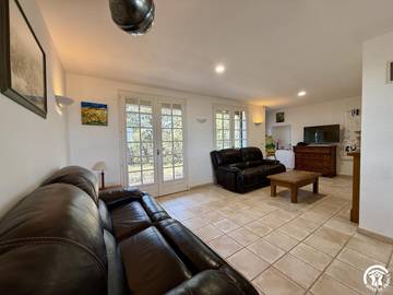 Gîte pour 10 Personnes dans Ginestas, Canal du Midi, Photo 3